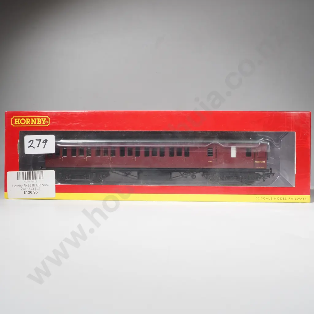 Hornby - BR Non-Corridor 3rd Class Brake Coach - Mint in Box R4691B Image 1++