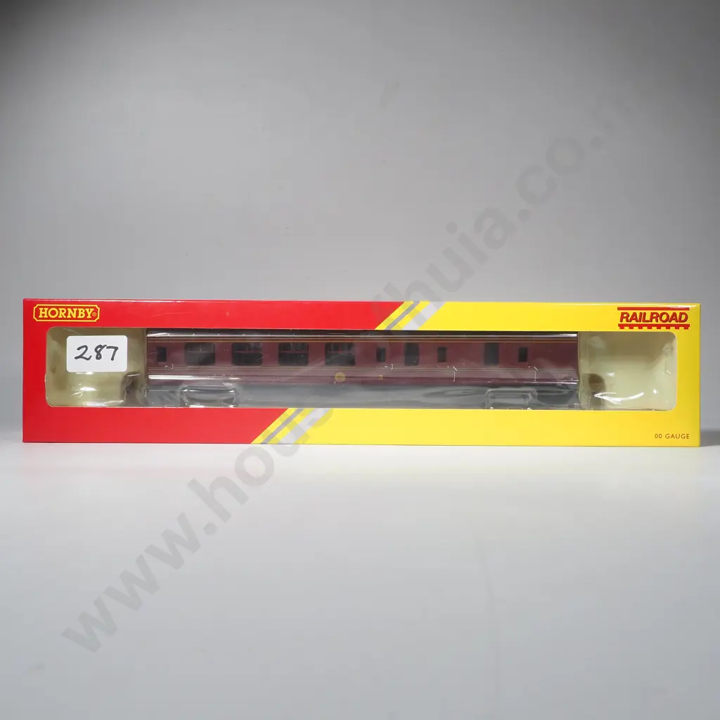 Hornby 'Railroad' - LMS Brake Coach - Mint in Box R4389 Image 1++