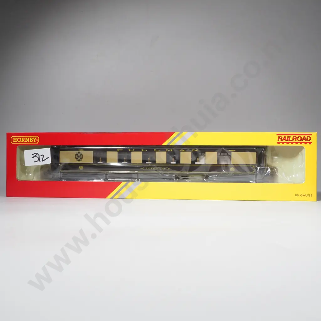 Hornby 'Railroad' - Pullman Parlour Car - R4312 Image 1++