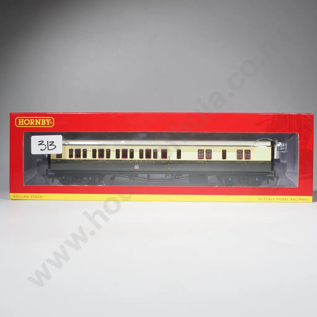 Hornby - GWR Collett Corridor Brake 3rd Coach- Mint in Box R4681A Image 1++