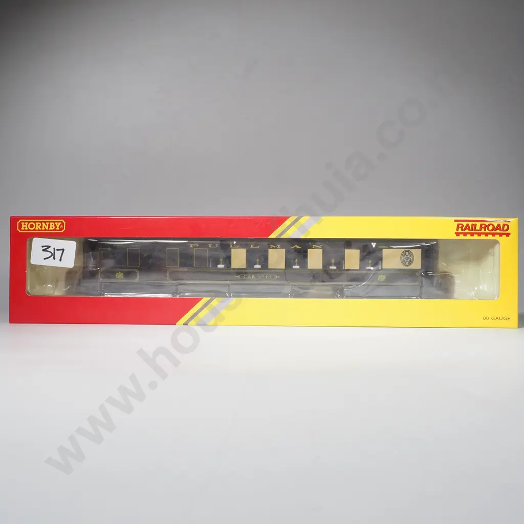 Hornby 'Railroad' - Pullman Brake Car - Mint in Box R4313 Image 1++