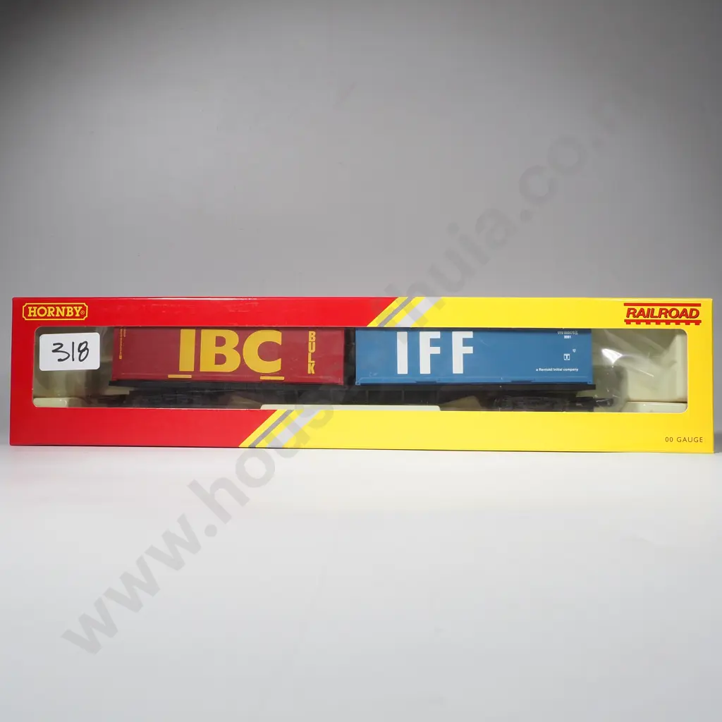 Hornby 'Railroad' - Container Wagon - Mint in Box R66425 Image 1++