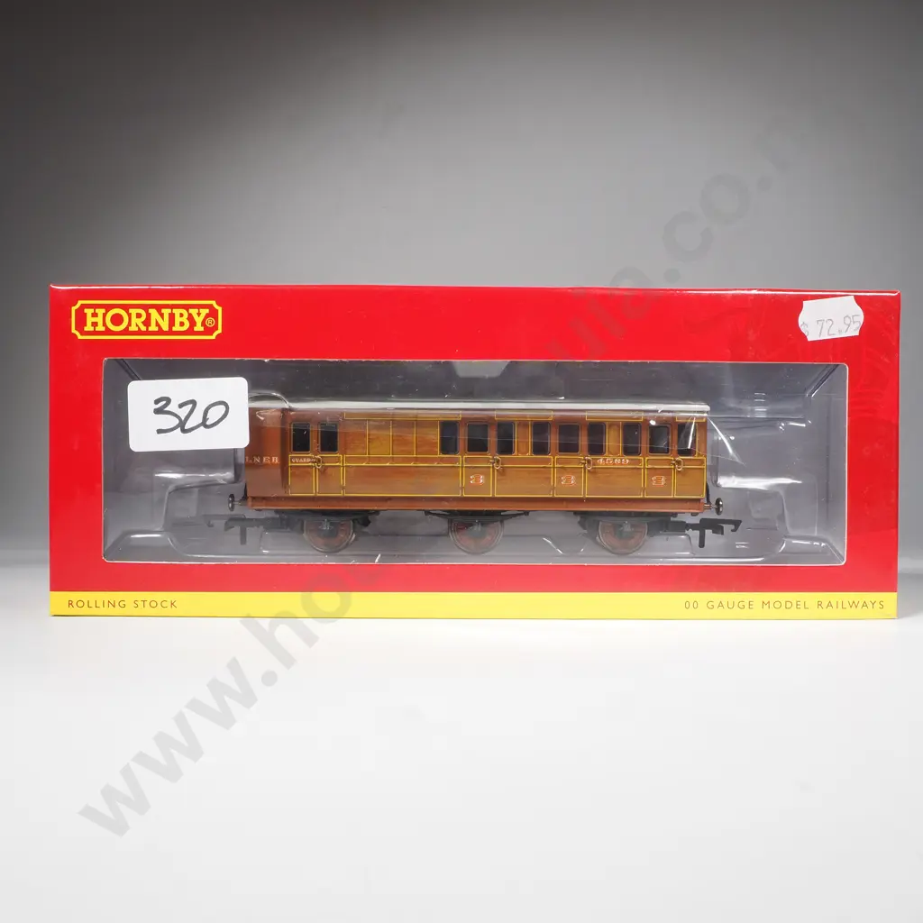 Hornby - Liner 6 Wheel Brake 3rd Class Coach - Mint in Box R40083 Image 1++