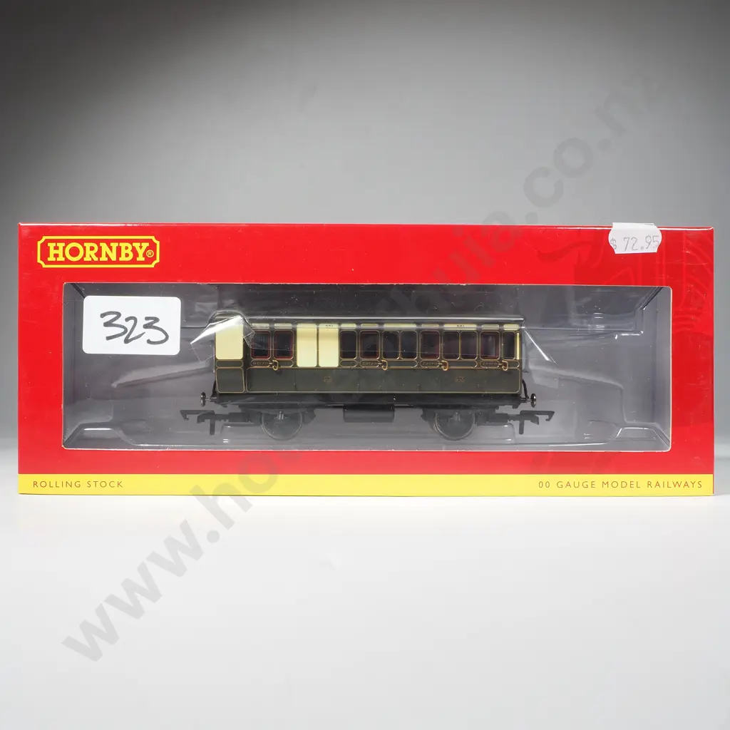 Hornby - GWR 4 Wheel Break 3rd Class Coach - Mint in Box R40067 Image 1++
