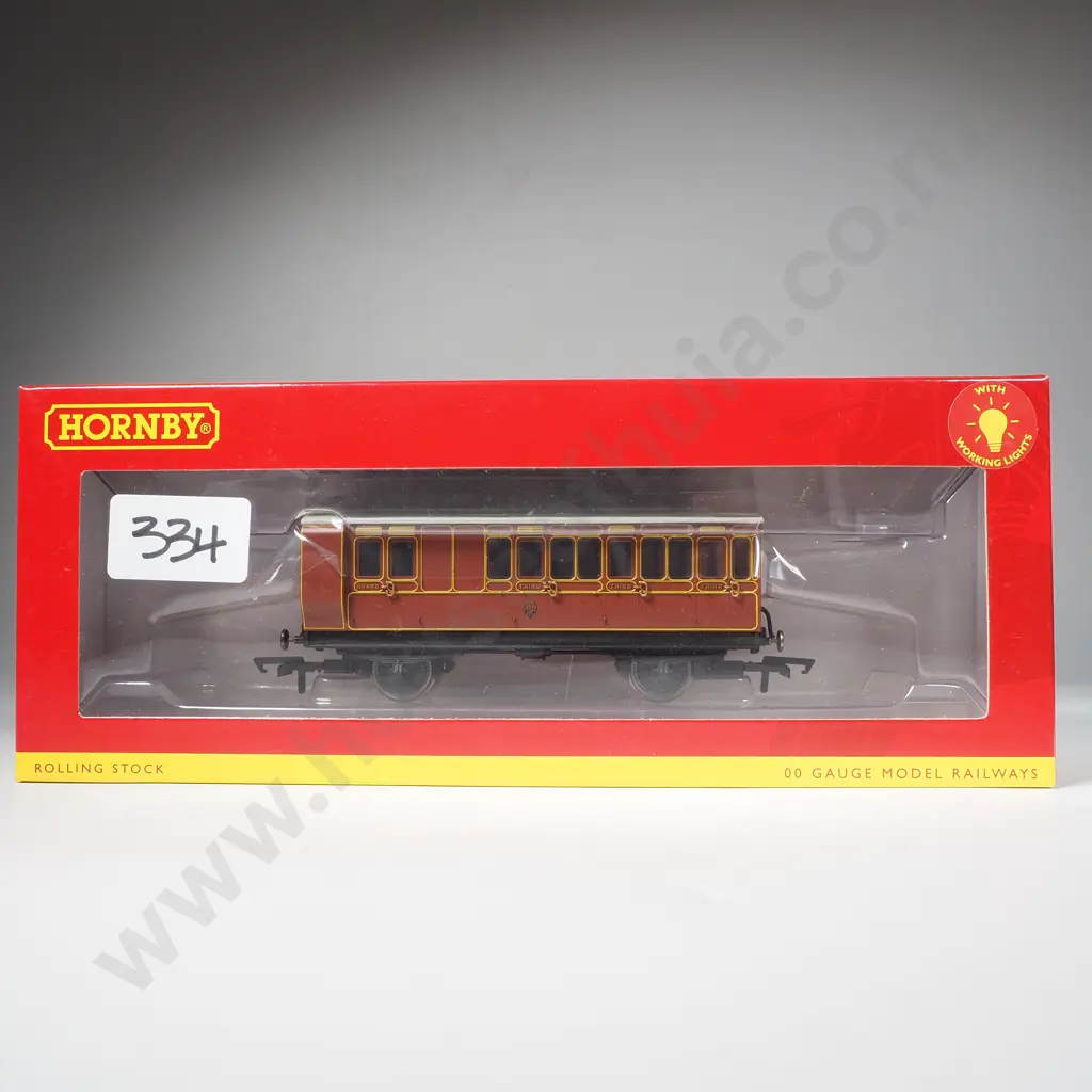 Hornby - LB&SCR 4 Wheel Brake 3rd Class Coach - Mint in Box R40118 Image 1++