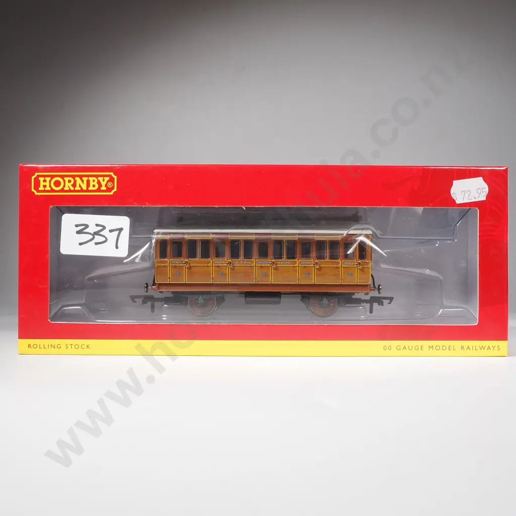 Hornby - GNR 4 Wheel 3rd Class Coach - Mint in Box R40058 Image 1++