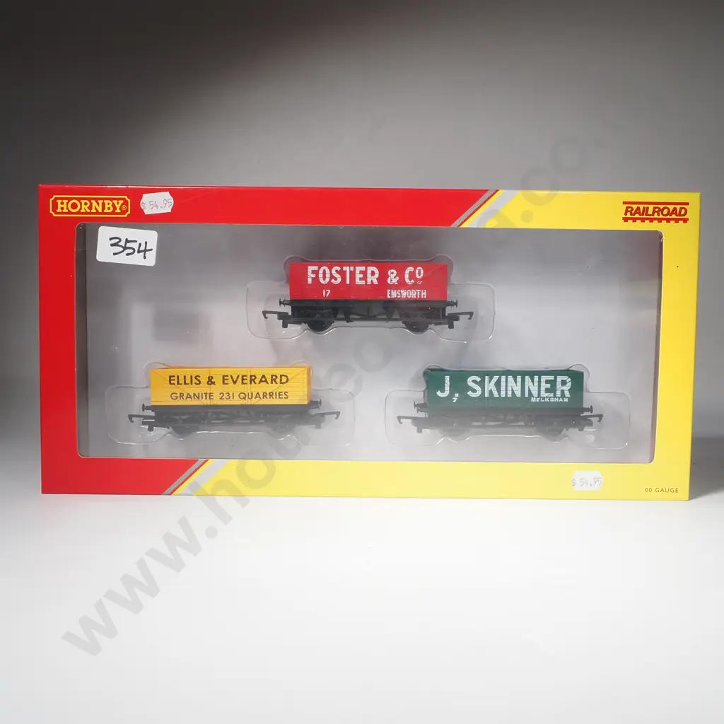 Hornby 'Railroad' -  LWB Open Wagons Pack of Three - Mint in Box R6930 Image 1++
