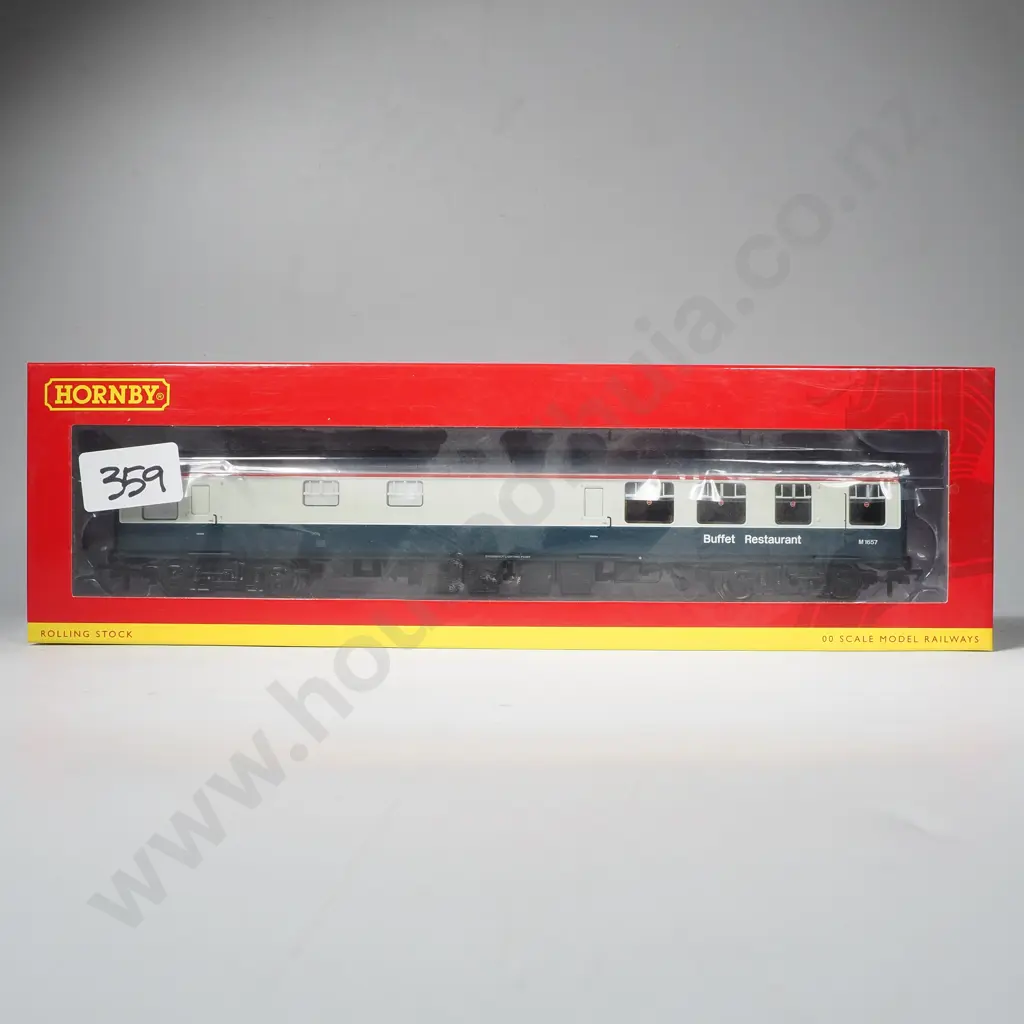 Hornby - BR Mkl Catering Coach - Mint in Box R4973A Image 1++