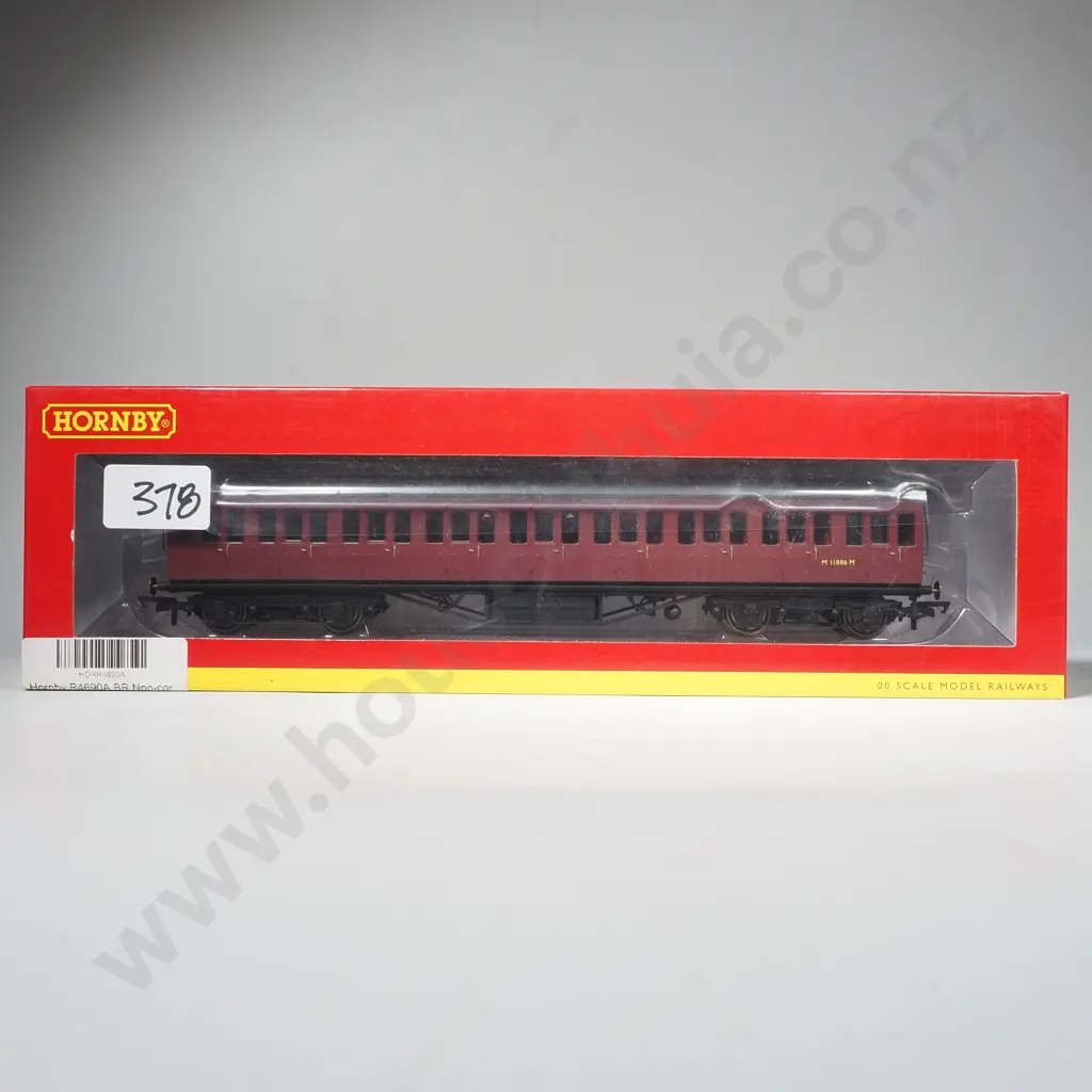 Hornby - BR Non-Corridor 3rd Class Coach- Mint in Box R4690A Image 1++