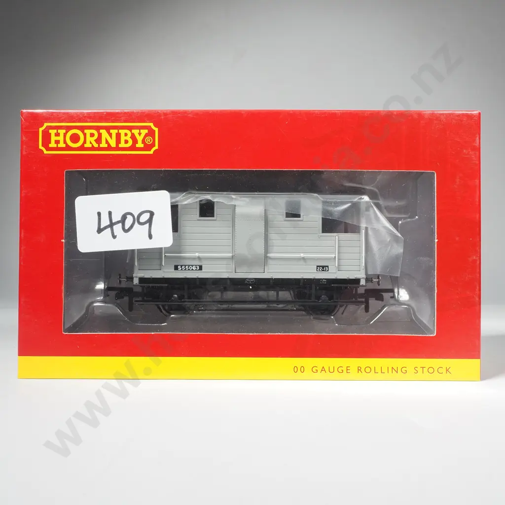 Hornby - BR 20T Brake Van - Mint in Box R6915B Image 1++