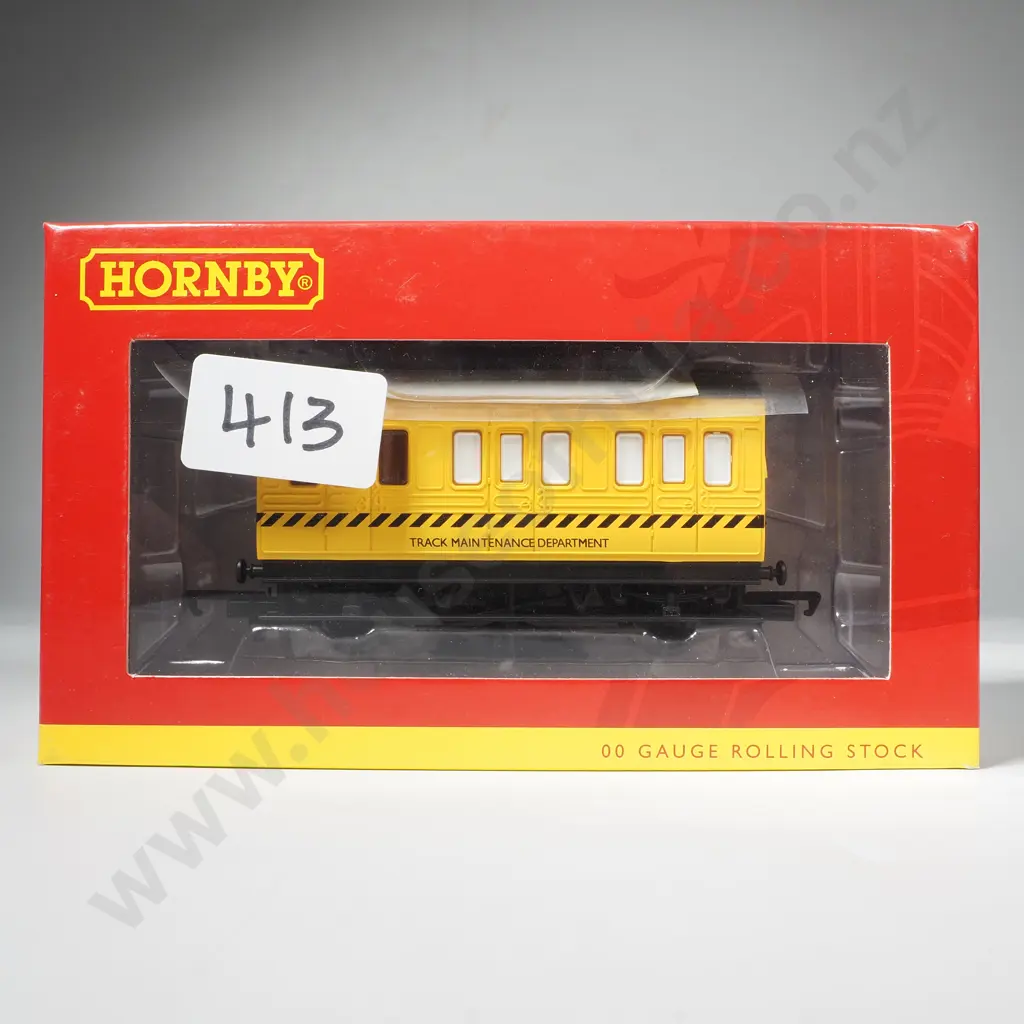 Hornby - Track Cleaning Coach - Mint in Box R296 Image 1++
