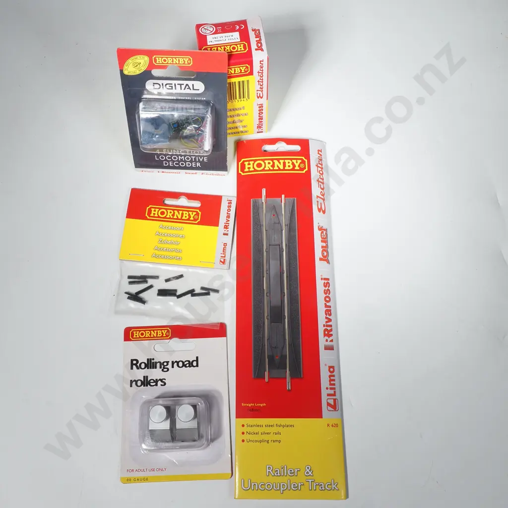 Hornby - Assorted Accessories - Mint in Box Image 1++