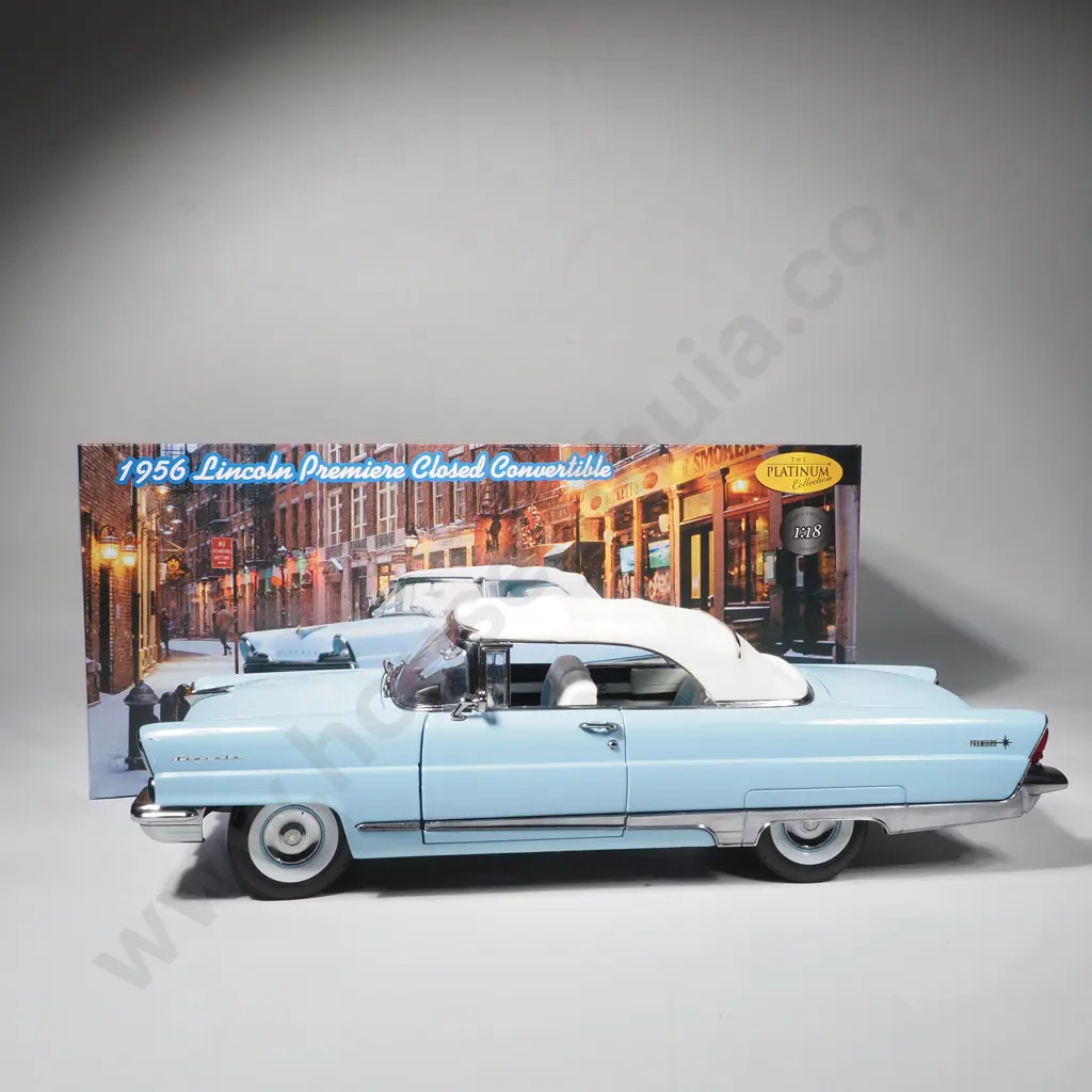 1956 Lincoln Premiere Closed Convertible Image 1++