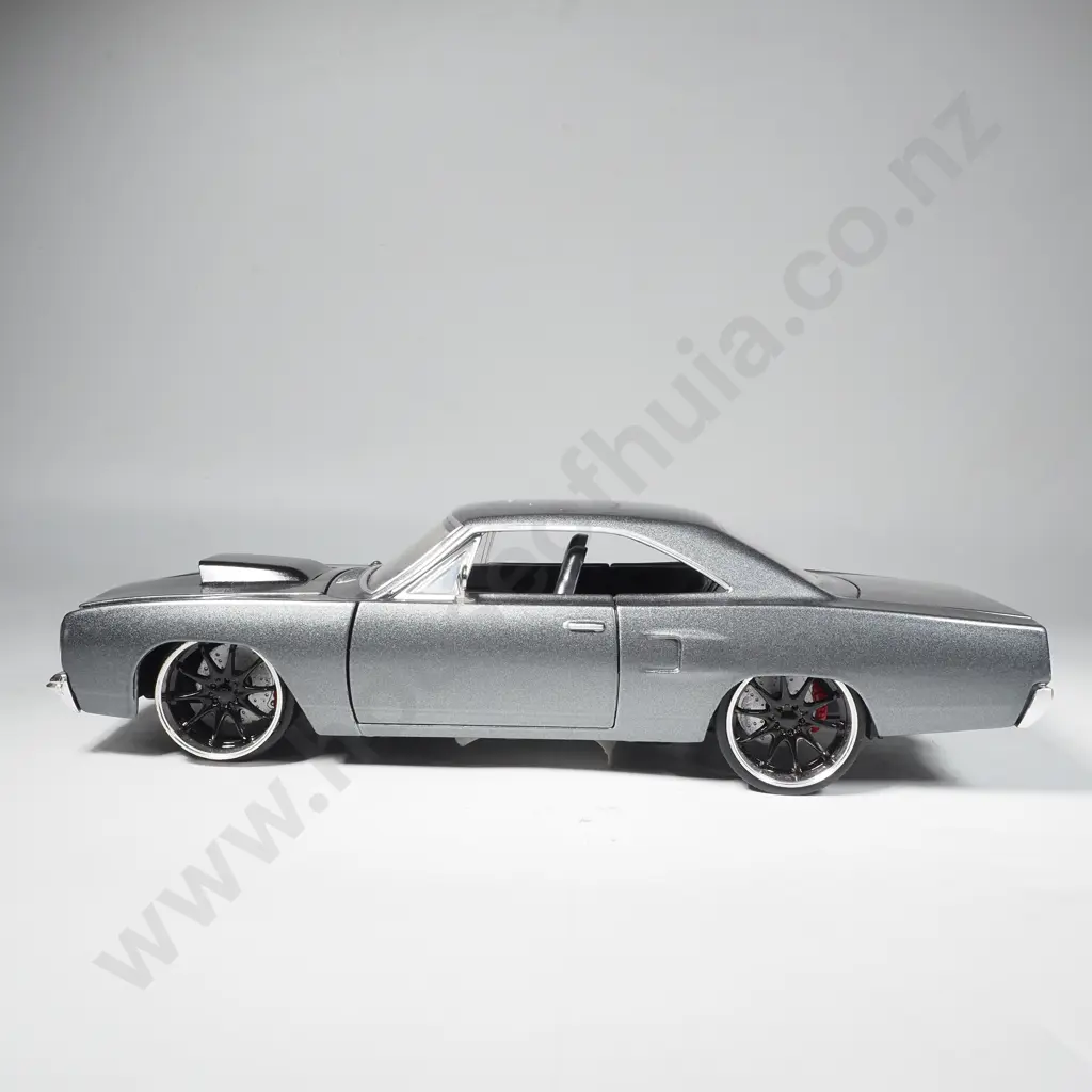 1970 Plymouth Road Runner Model Car Image 1++