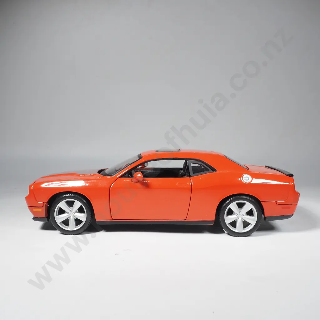 2008 Dodge Challenger SRT 8 Image 1++