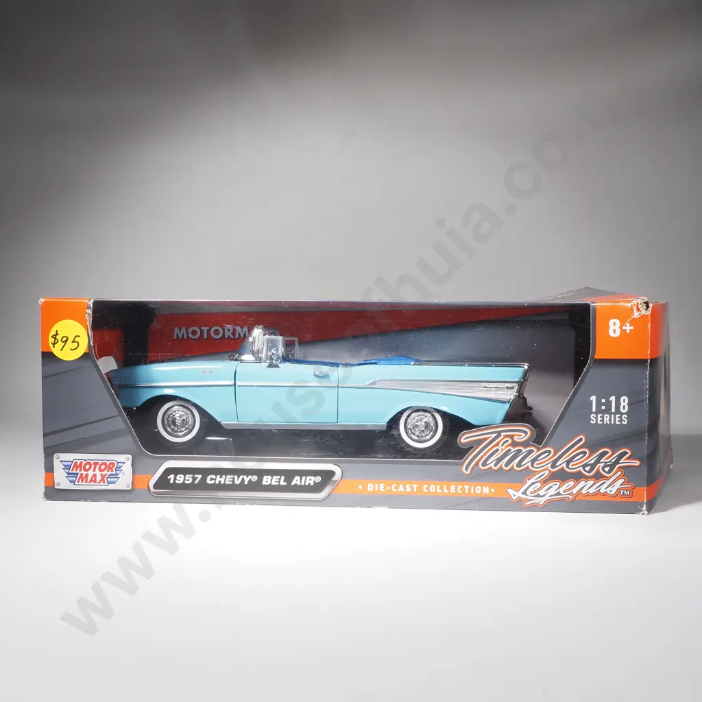 1957 Chevy Bel Air 1:18 Image 1++