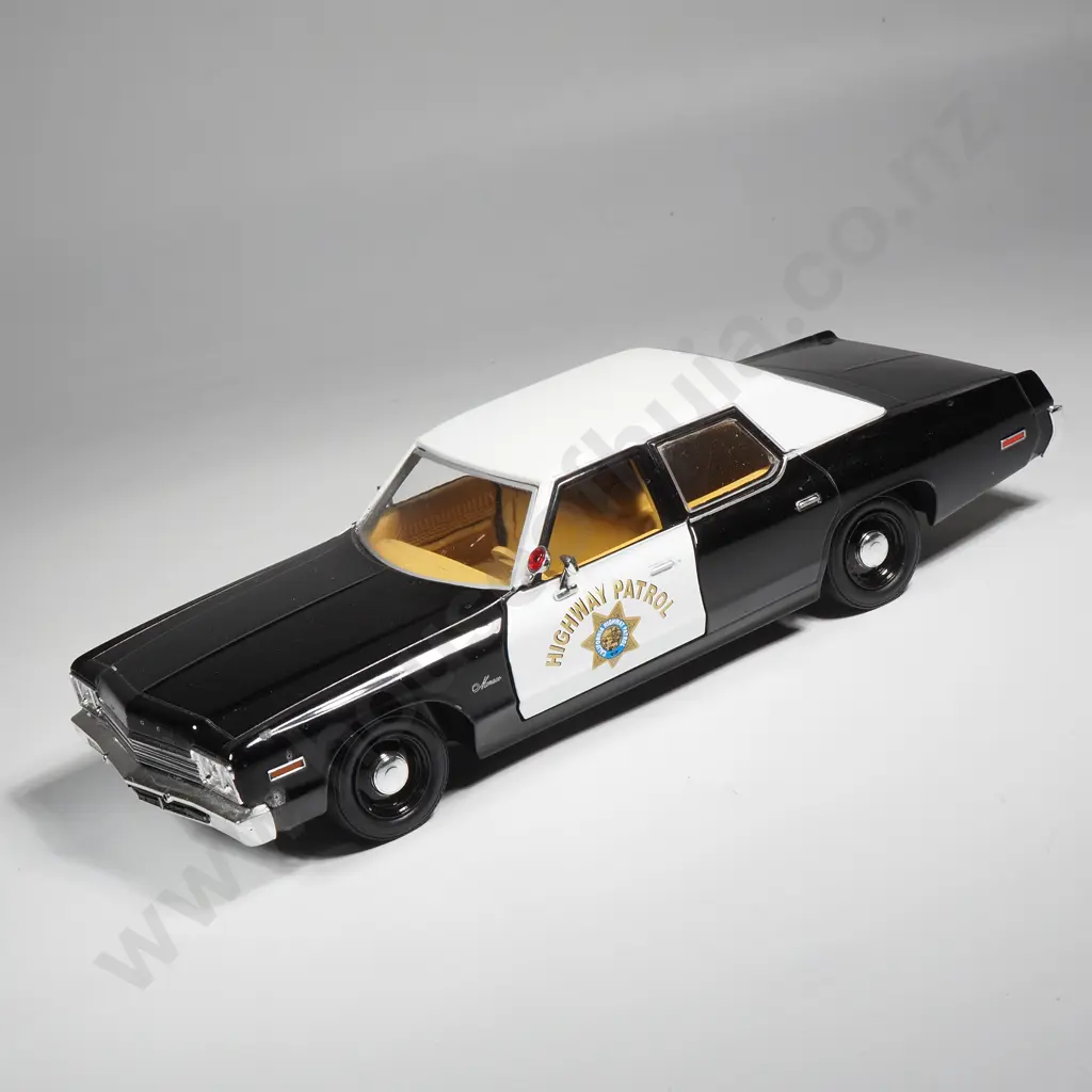 2015 Ford Mustang GT 1:24 Image 1++