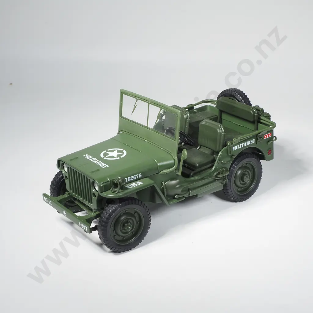 Small U.S Military Jeep Image 1++
