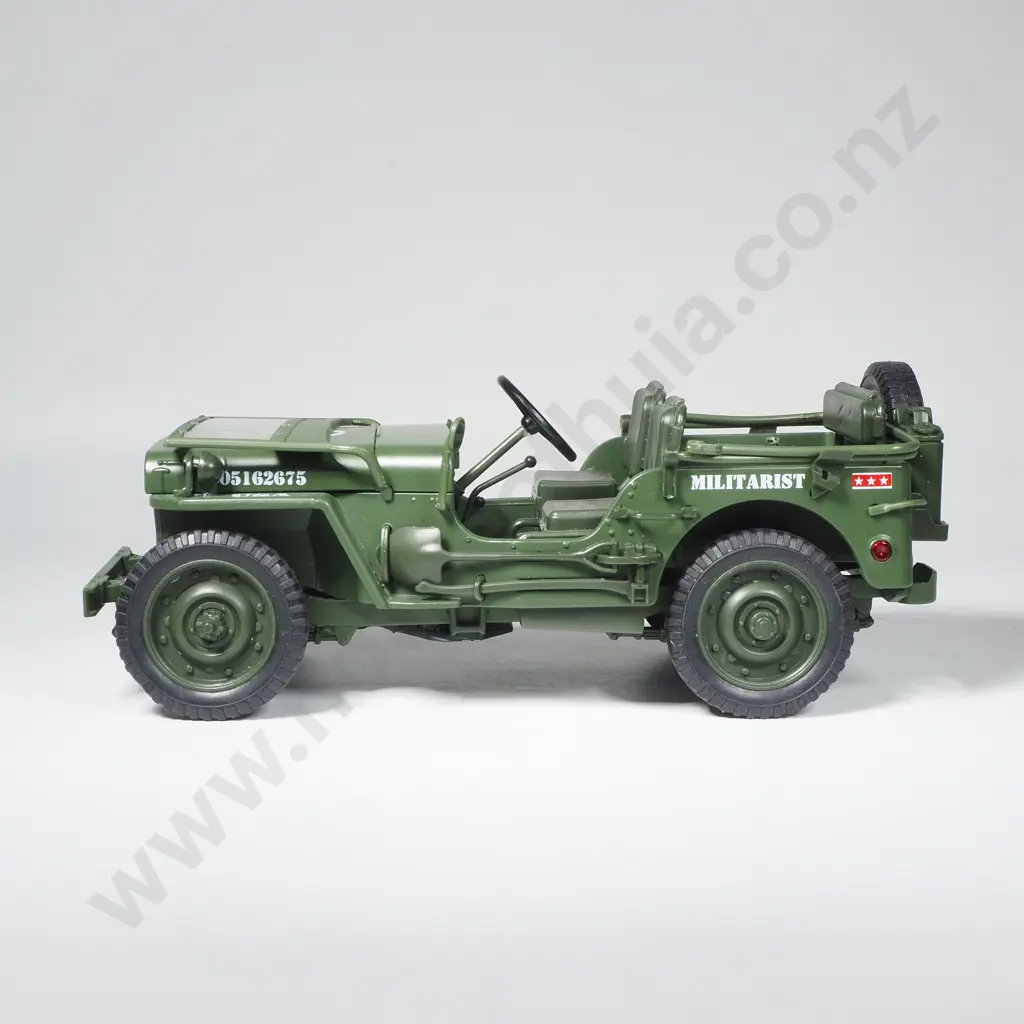 Small U.S Military Jeep Image 1++