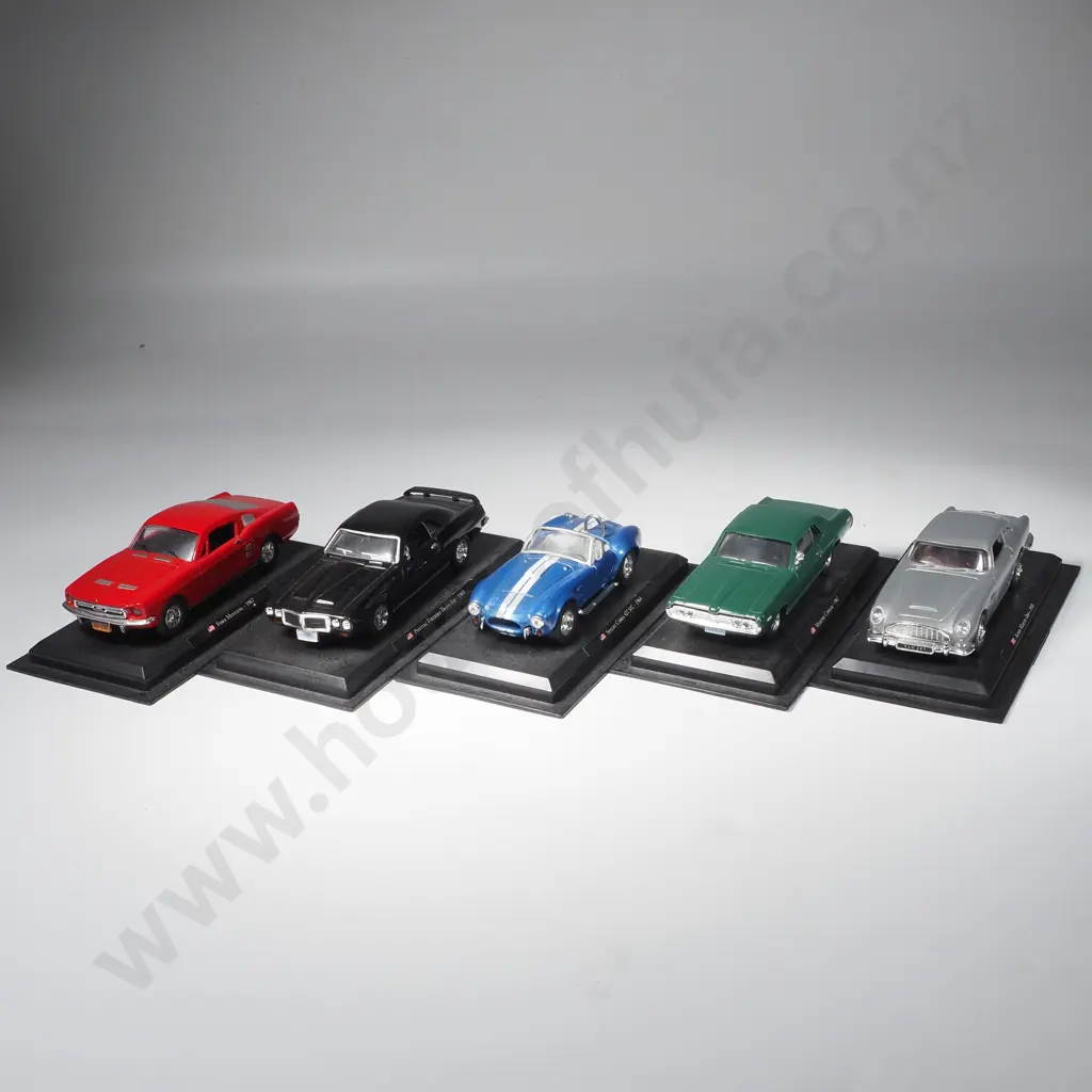 Collection of 5 Model Cars Image 1++