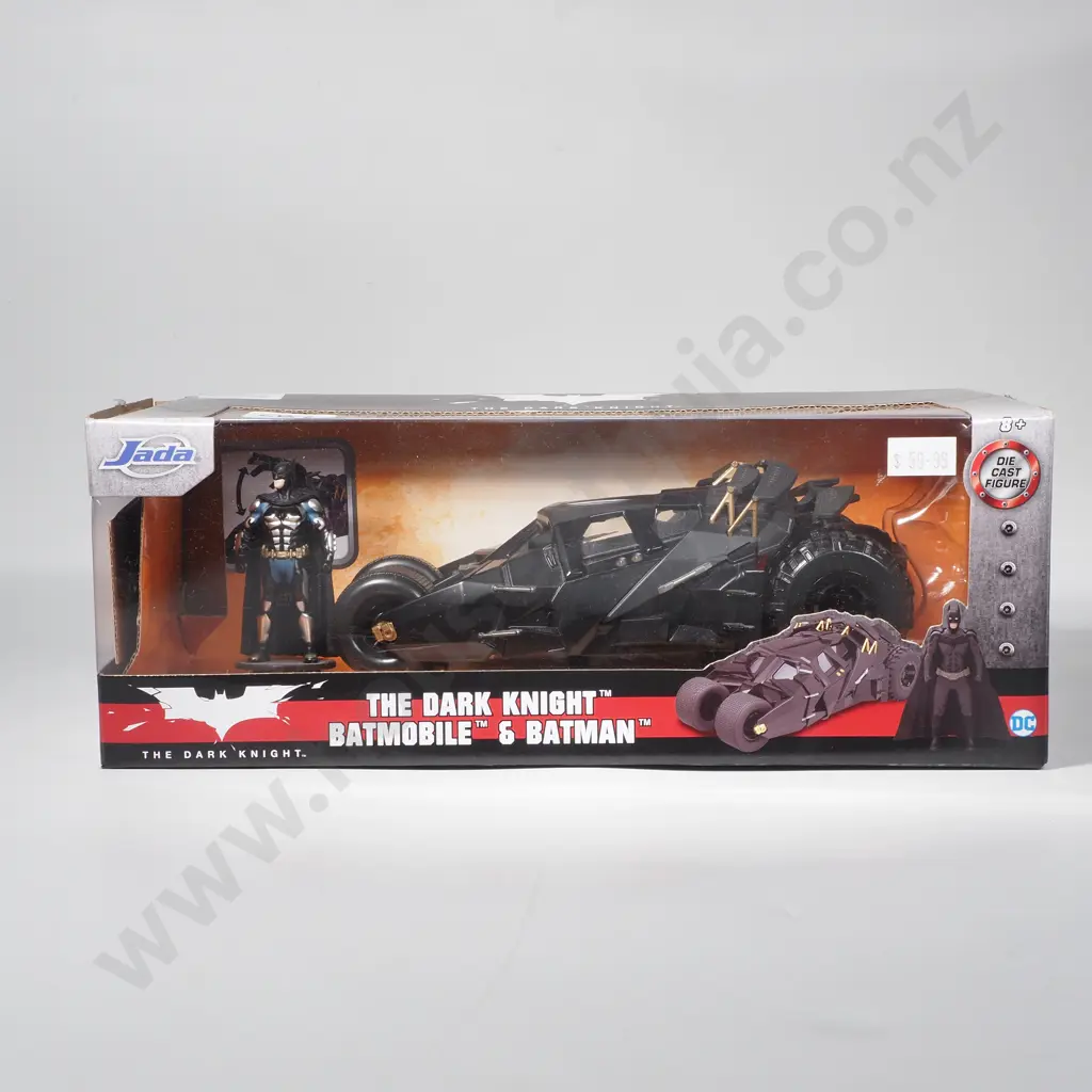 The Dark Knight Batman & Batmobile Image 1++