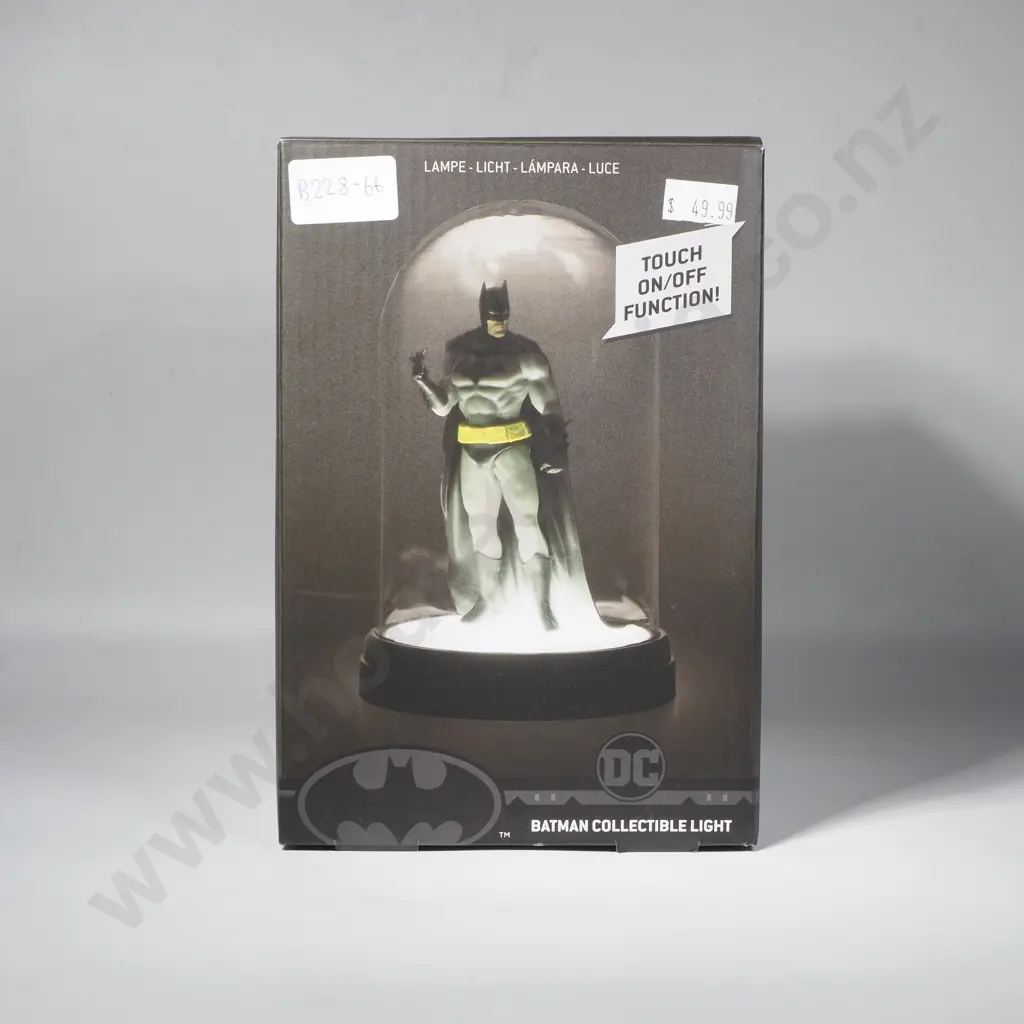 Batman Collectible Light Image 1++