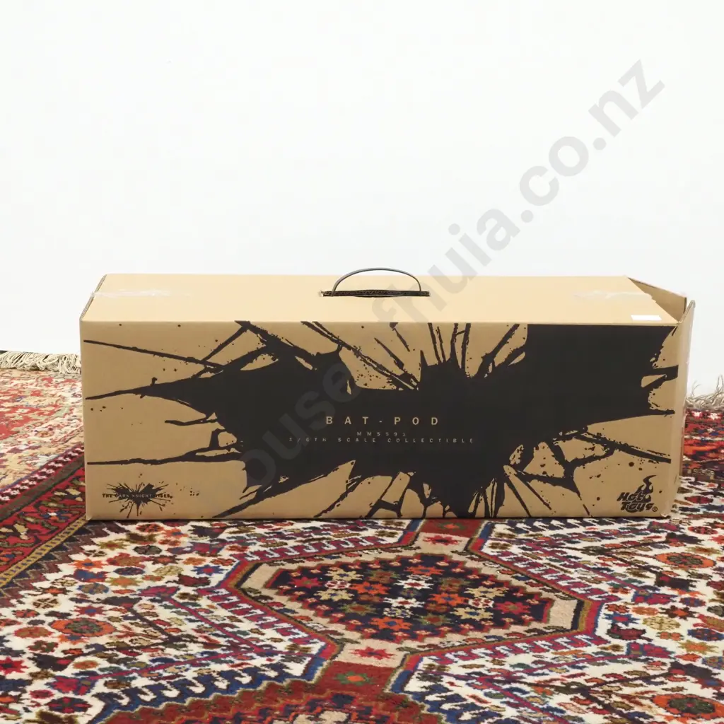 Batman Bat-Pod - MMS591 1:6 Image 1++