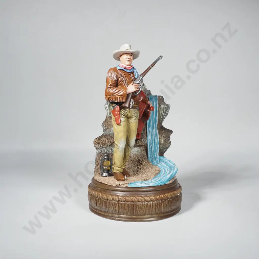 John Wayne: Silver Screen Legend - Illuminated Figurine Collection LE Image 1++