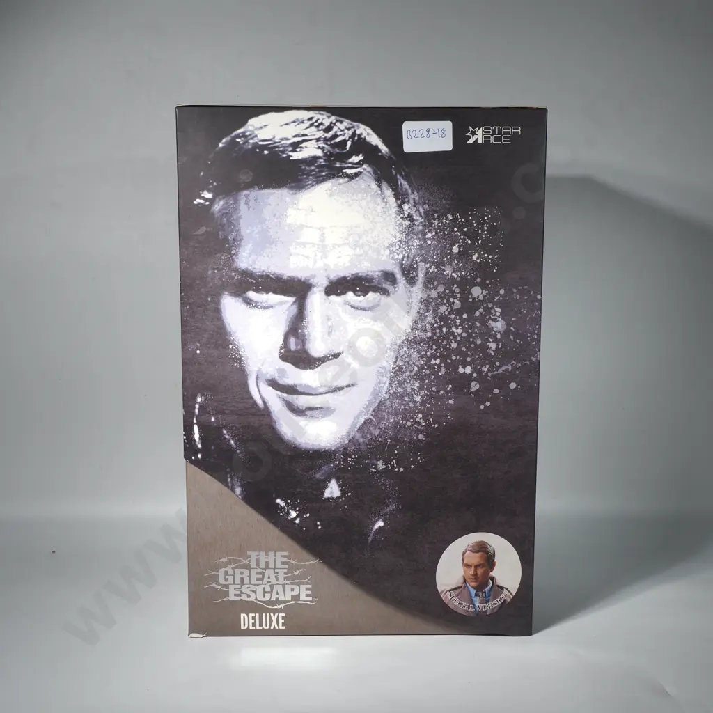 Steve McQueen "Capt. V. Hilts" - Action Figure Deluxe 1:6 Image 1++