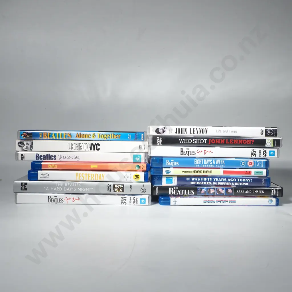 Collection of Fifteen Beatles CDs Image 1++