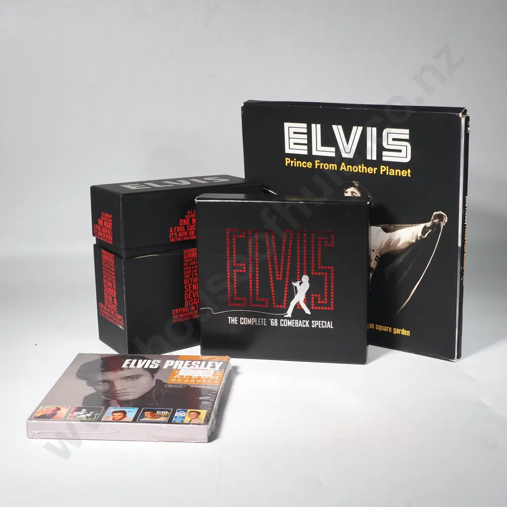 Collection of Elvis CD's Image 1++