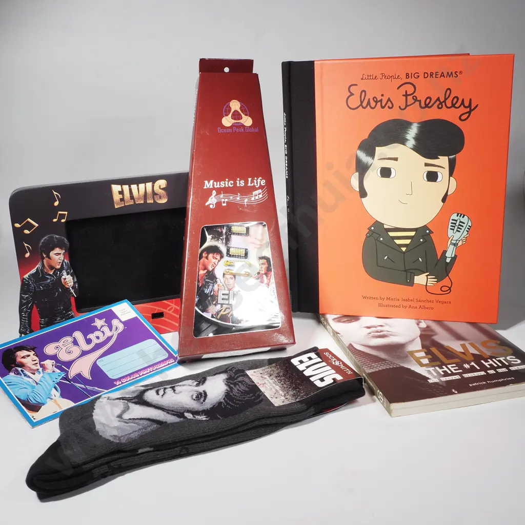 Collection of Elvis Memorabilia Image 1++