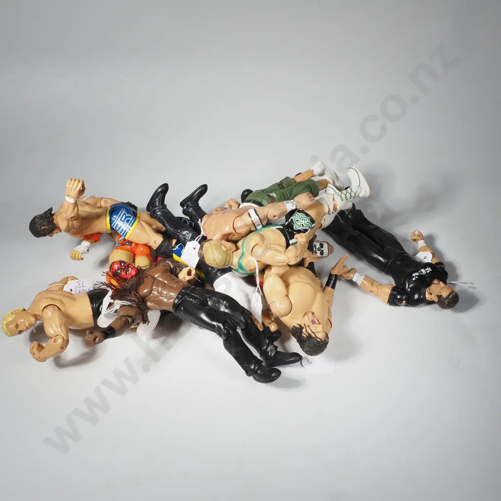 Collection Of 10 Assorted WWE Wrestling Figures Image 1++