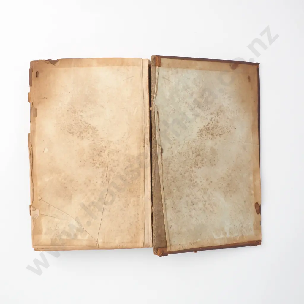 Ko te Kawentata Hou (The New Testament), Third Edition, Wareta Makaroweara (Walter McDowel), London, 1842 Image 1++