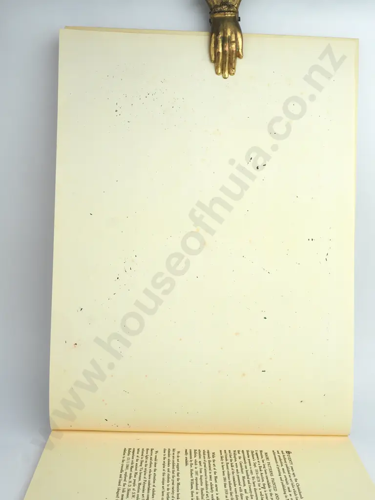 Menzies, J. H. - Maori Patterns Painted & Carved ,Facsimile Edition, Hagley Press, 1975 Image 1++