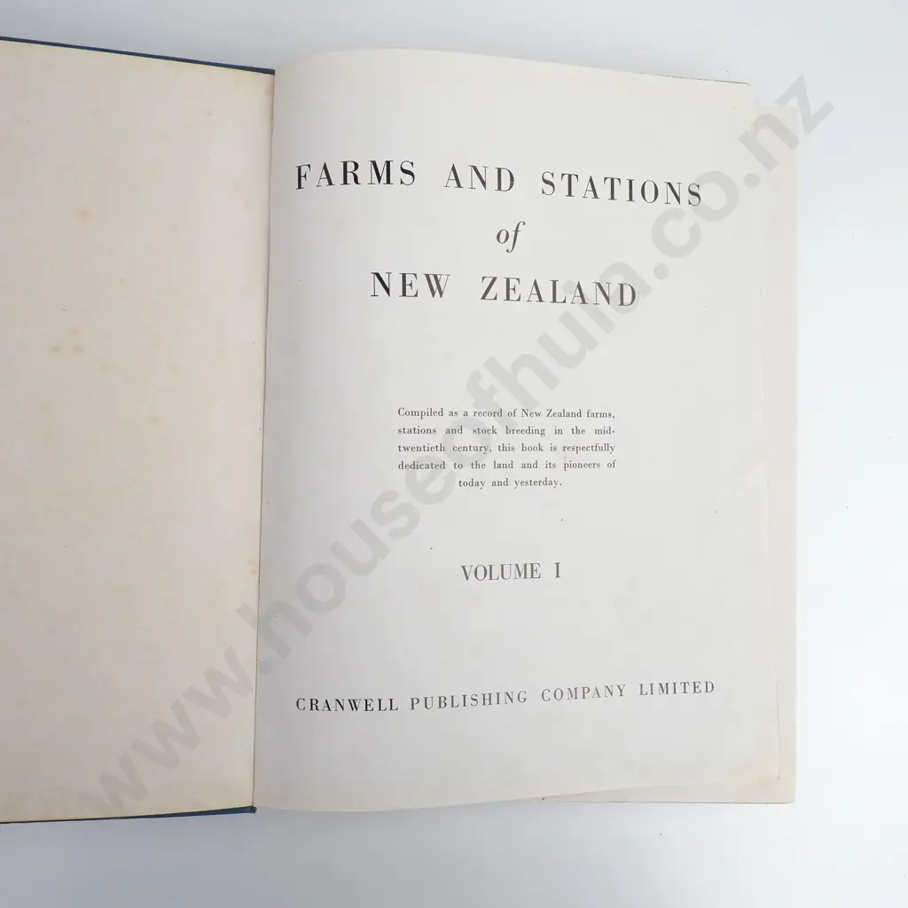 Farms & Stations of New Zealand in Three Volumes, Cranwell Publishing Co. 1958 Ltd Image 1++