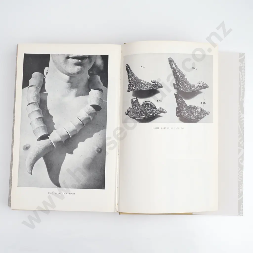 Te Rangi Hiroa ( Sir Peter Buck ) - The Coming of the Maori, 1966 Reprint Image 1++