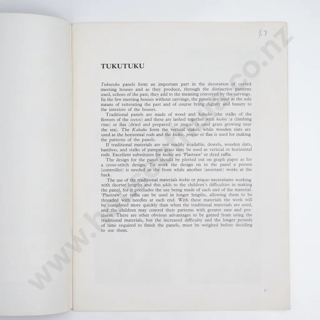 The Arts of the Maori Instructional Booklet - 'Tukutuku and Kowhaiwhai' Image 1++