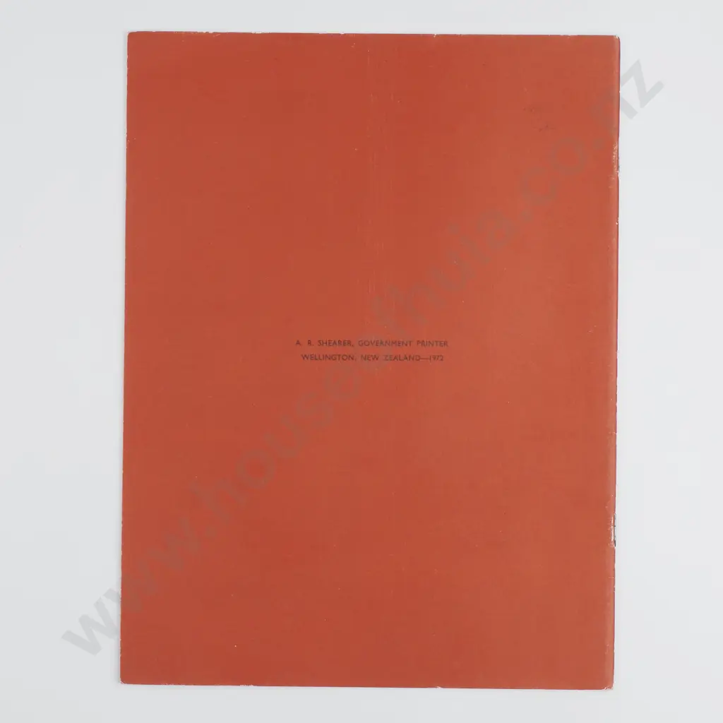 The Arts of the Maori Instructional Booklet - 'Ceremonial Costume' Image 1++