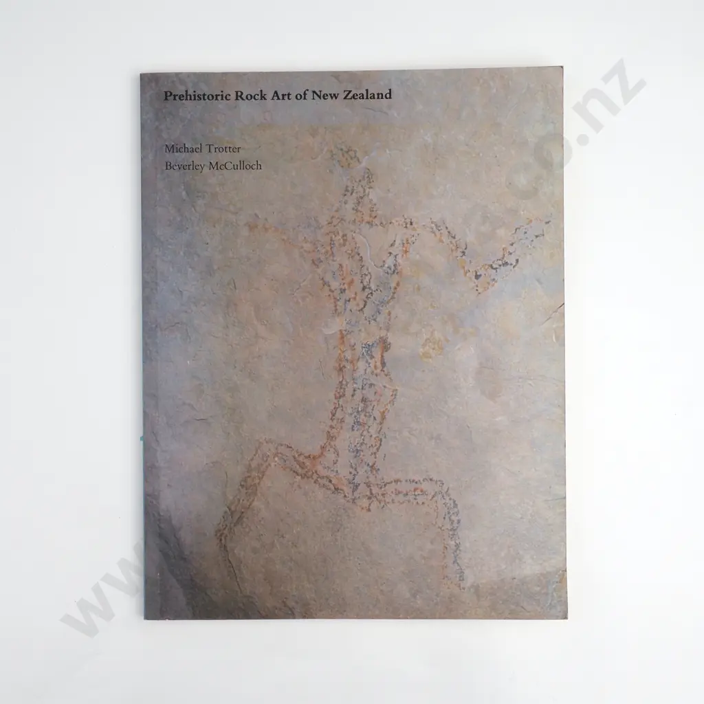 Michael Trotter 7 Beverly McCulloch - 'Prehistoric Rock Art in New Zealand' Image 1++