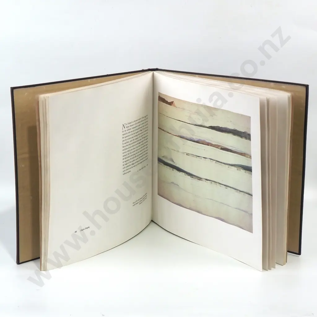 Images of Early New Zealand - Hamish Keith - 1983 - 124pages AF Image 1++