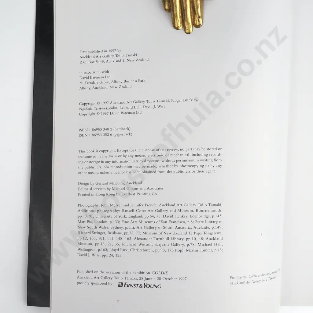 Roger Blackly - 'Goldie' Image 1++
