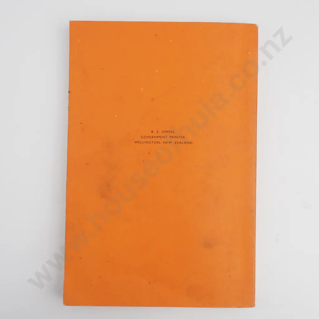 Hildreth, Flight Lieutenant B.; How To Survive ... Image 1++