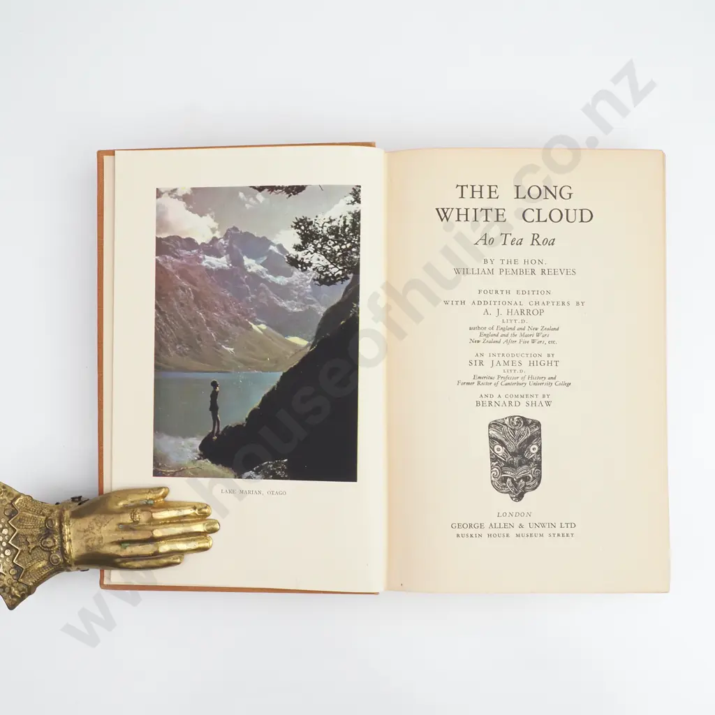 W. Pember Reeves - The Long White Cloud, 4th Edition 1950 Image 1++