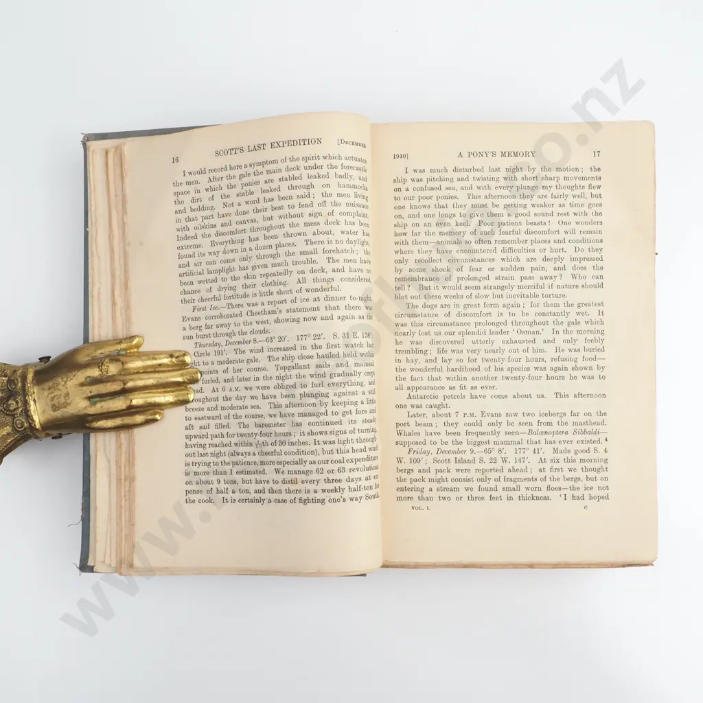 Scotts Last Expedition, Vol 1 - Macmillan's Empire Library 1913 Image 1++