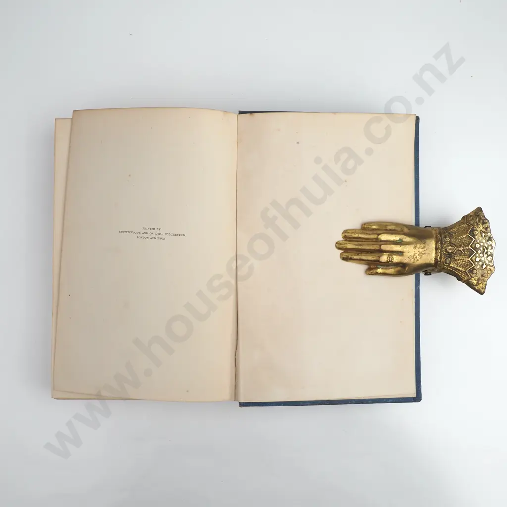 Lang, Mrs; The Book of Saints and Heroes Image 1++