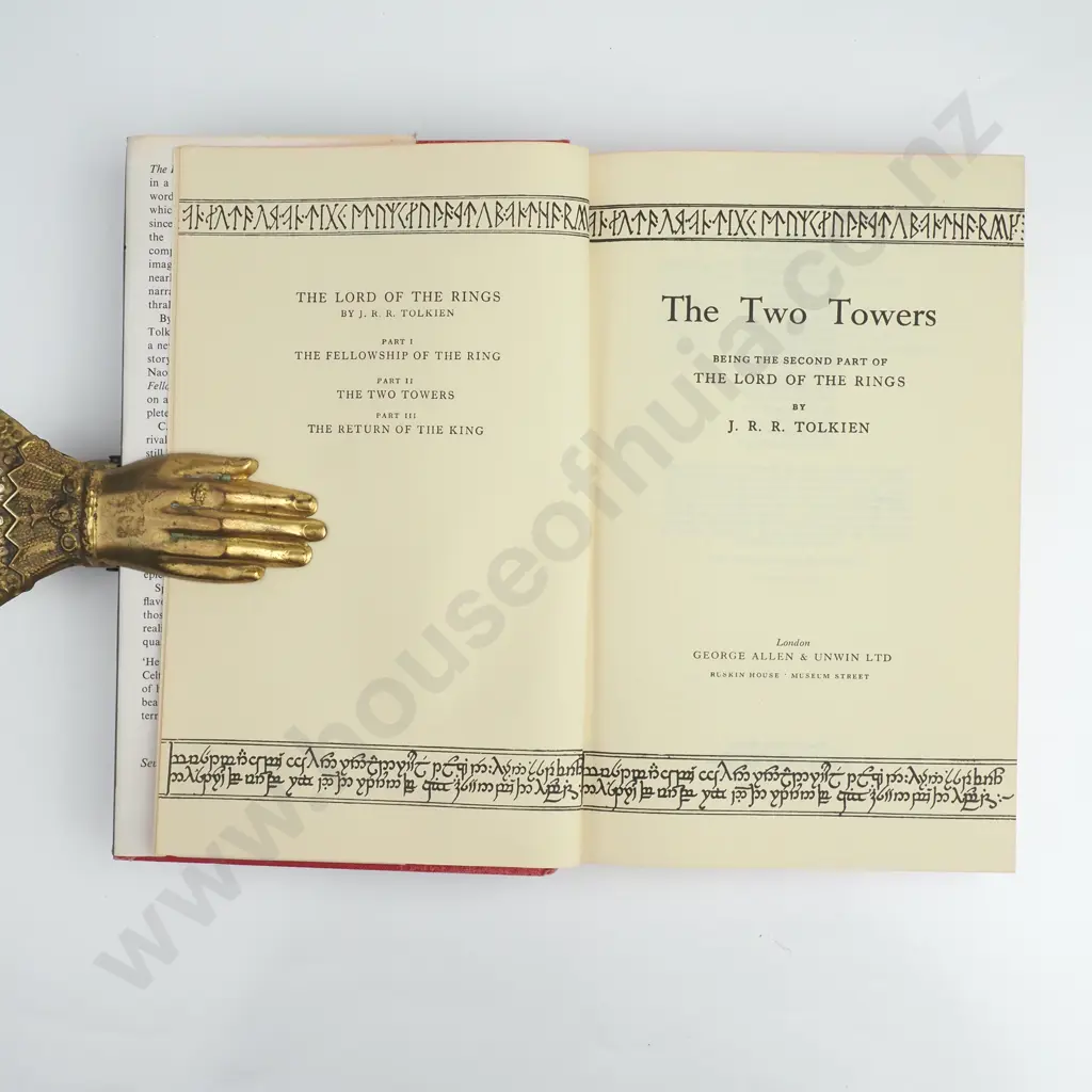 Tolkien, J. R. R,; The Lord of the Rings Trilogy Image 1++