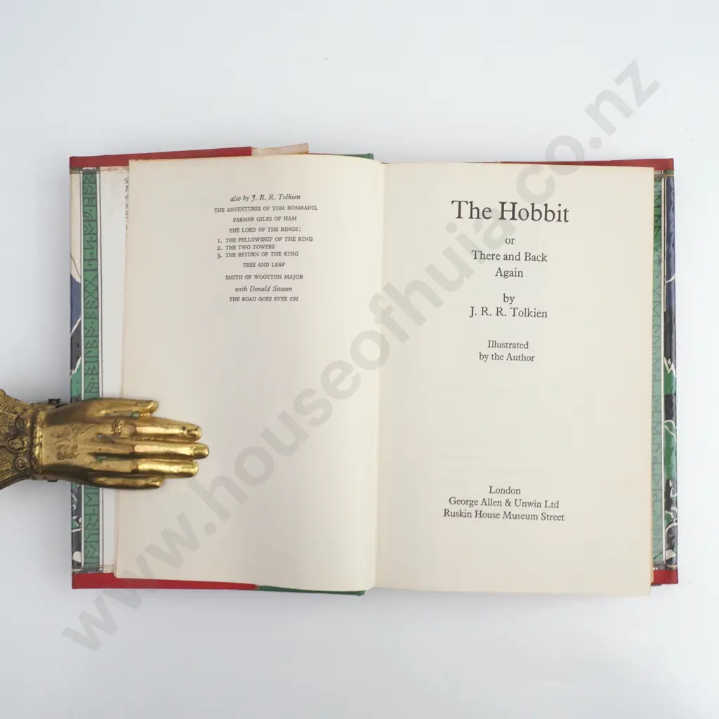 JRR Tolkien - 'The Hobbit' Third Edition, Tenth Impression, George Allen & Unwin (1975) Image 1++