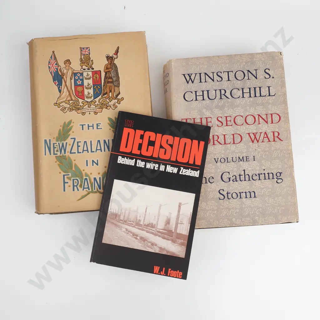 Two Books On New Zealand & The Wars Image 1++