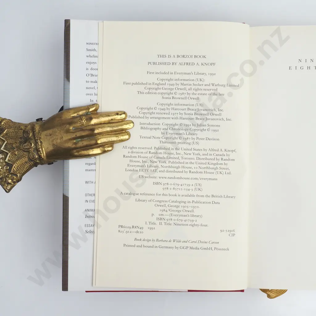 Orwell, George; Nineteen Eighty-Four Image 1++